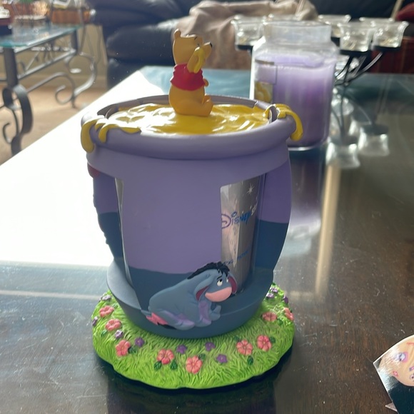 Disney Winnie the Pooh Tiger Piglet Eeyore Honey Spinning Picture Photo Frame - Picture 3 of 9